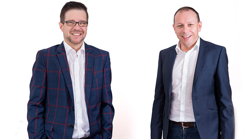 Christian Trinkl, ab Oktober Chefredakteur der Bezirksblätter Niederösterreich mit Ewald Schnell, Geschäftsführer der Bezirksblätter Niederösterreich (v.l.n.r.) © Bezirksblätter Niederösterreich/Daniela Matejschek